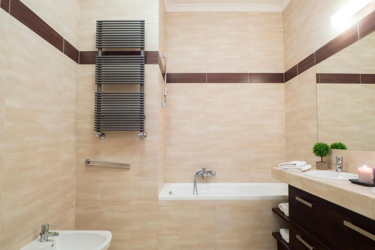As Home Apartamenty Rynek 50 R503 Amazing View Breslavia Esterno foto